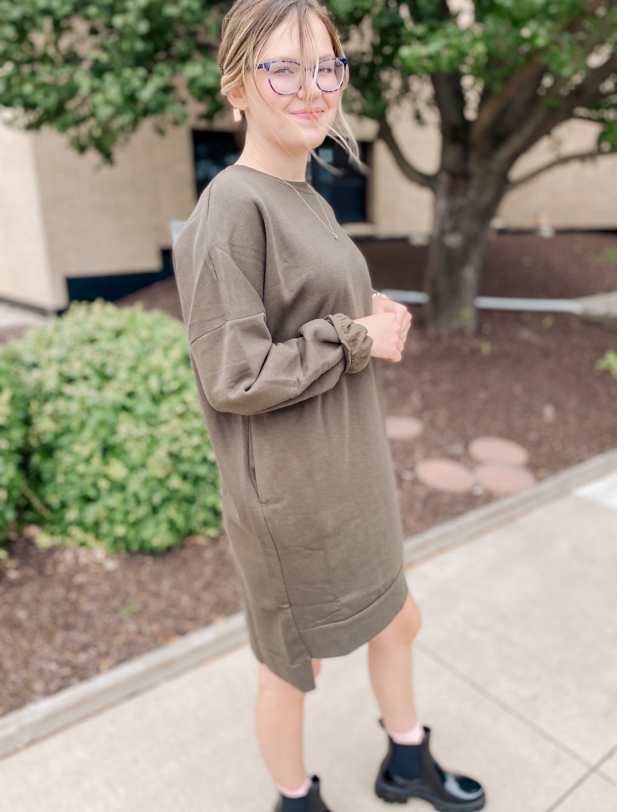 On The Move Oversized Sweatshirt- Olive