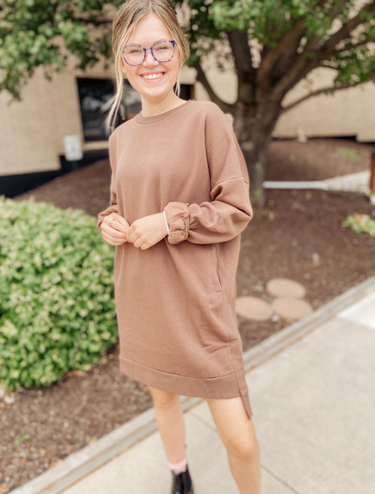 On The Move Oversized Sweatshirt- Mocha