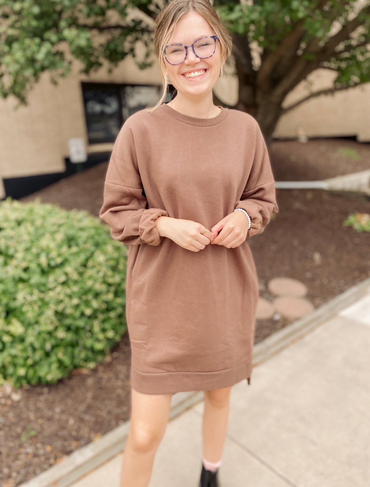 On The Move Oversized Sweatshirt- Mocha